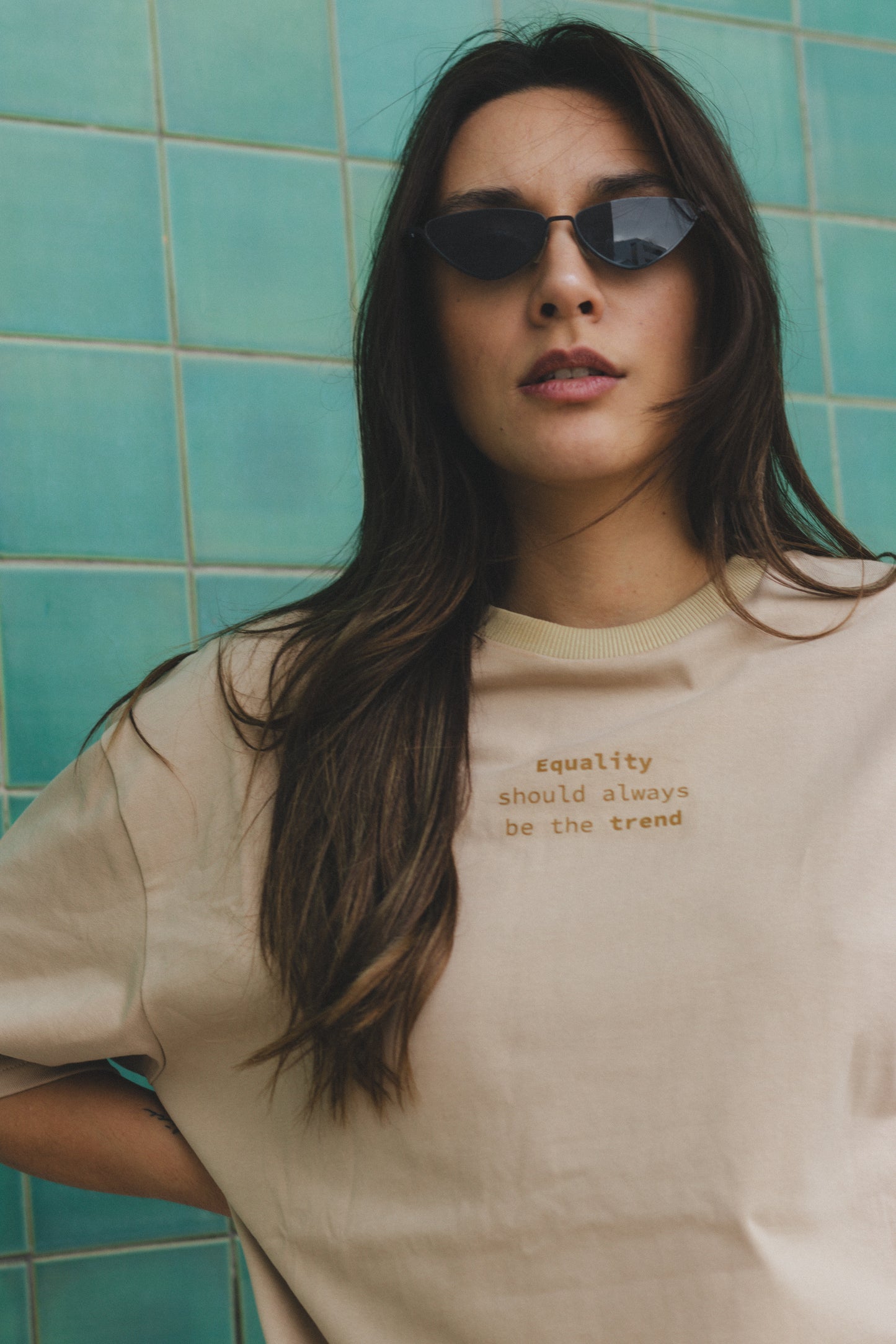 T-shirt Equality Nude