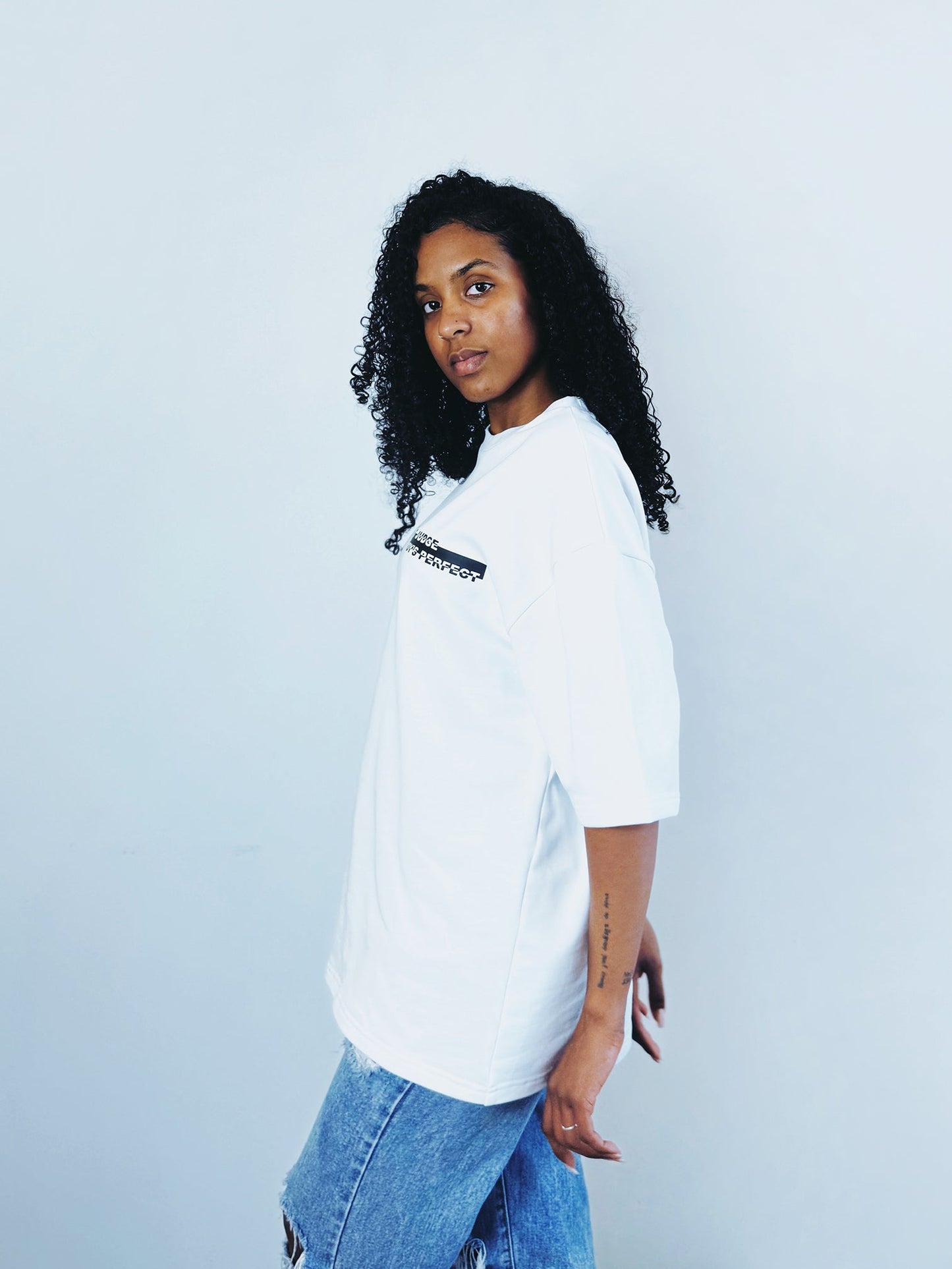 T-shirt oversize Don't Judge