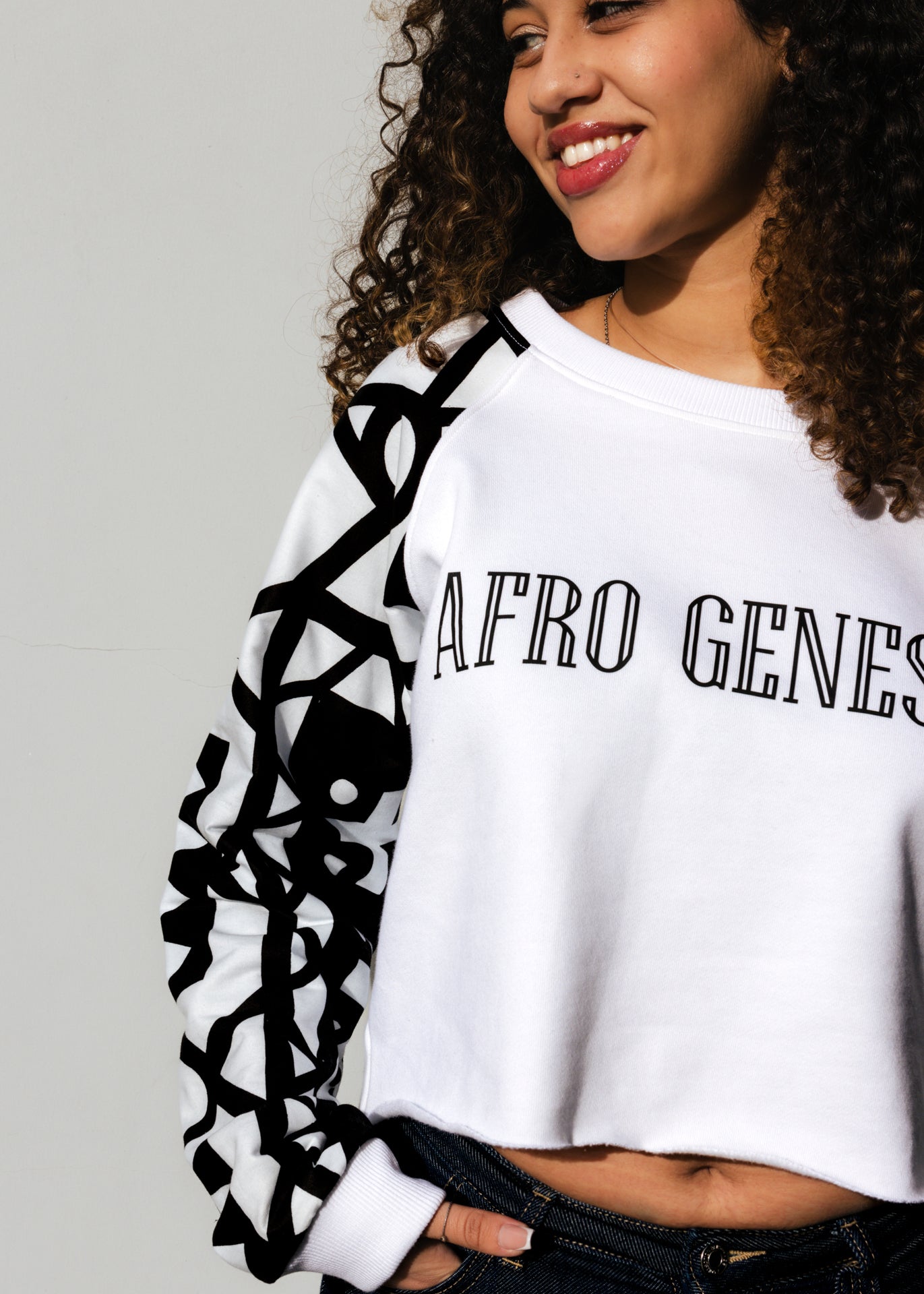 Sweatshirt raglan com capulana