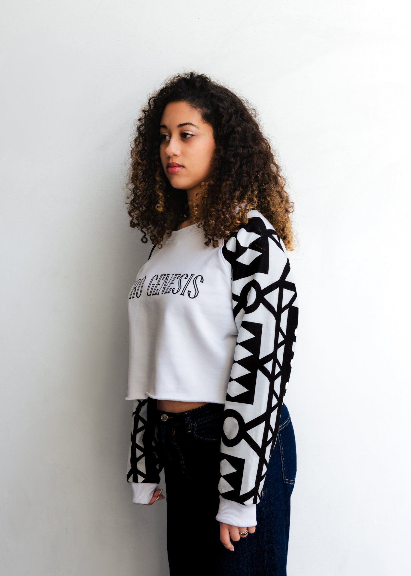 Sweatshirt raglan com capulana