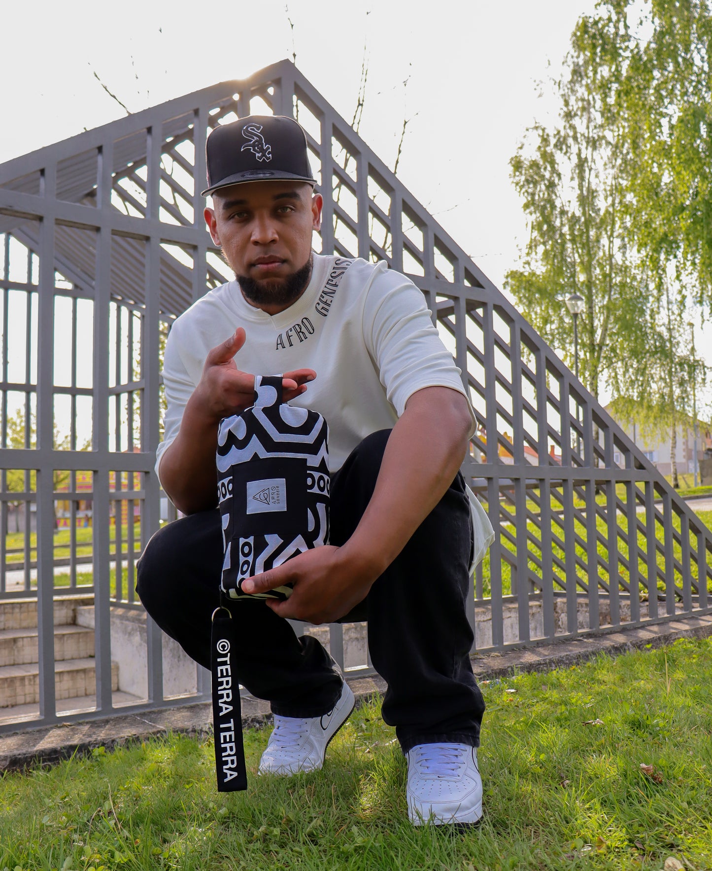 BERLOK X AFRO GENESIS Nécessaire