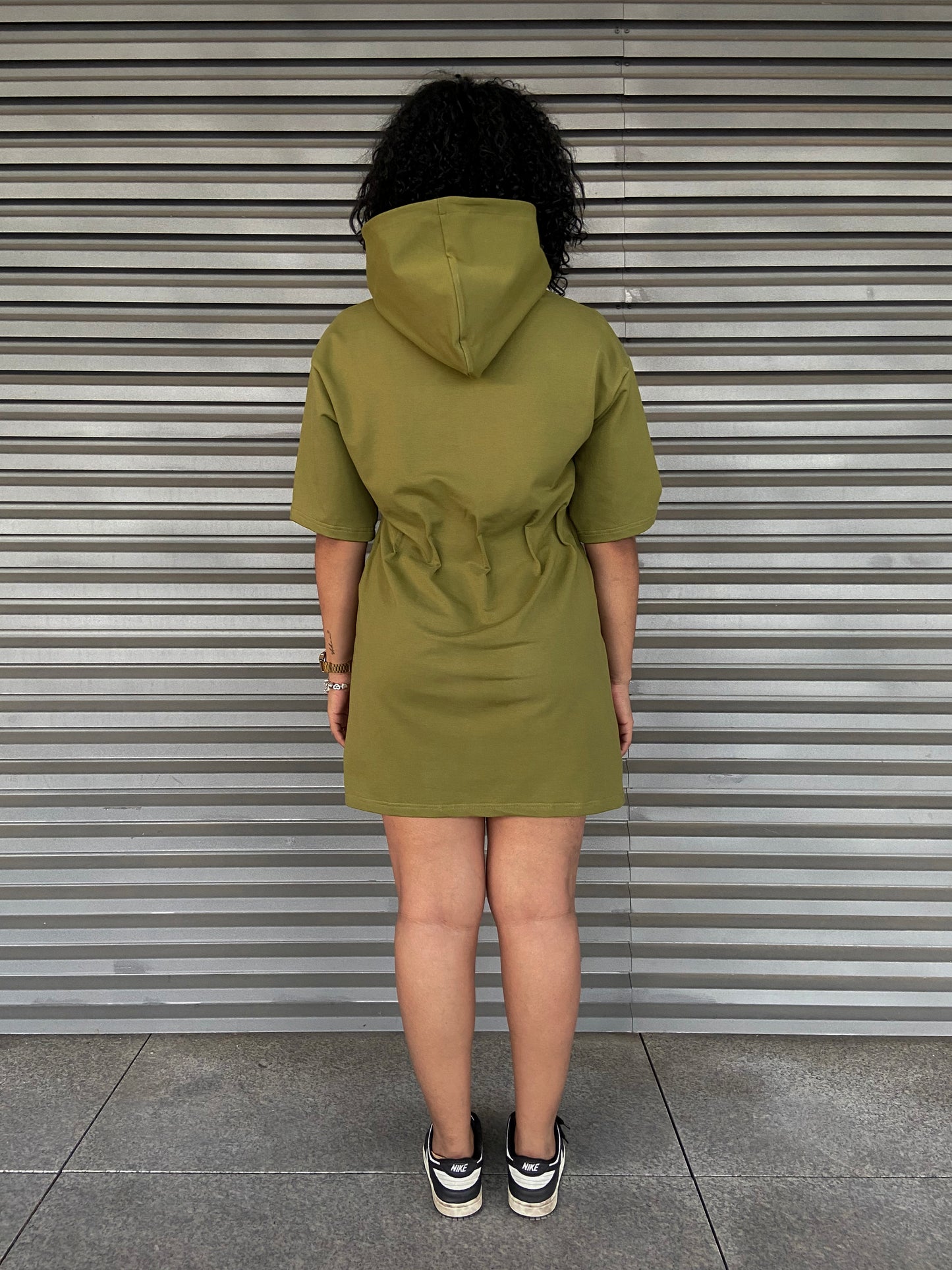 Vestido T-shirt com Capuz