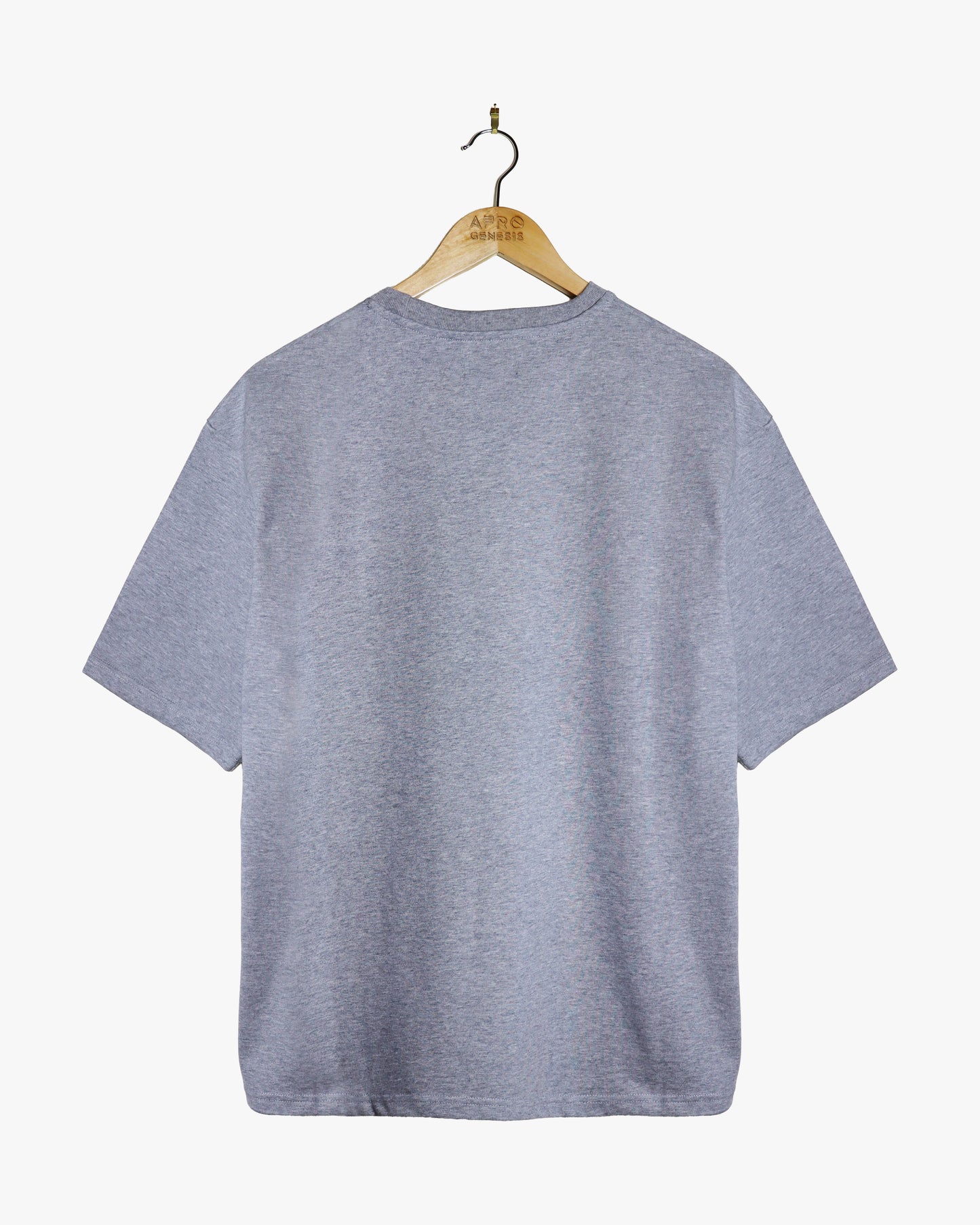 T-Shirt com bolso em pano africano