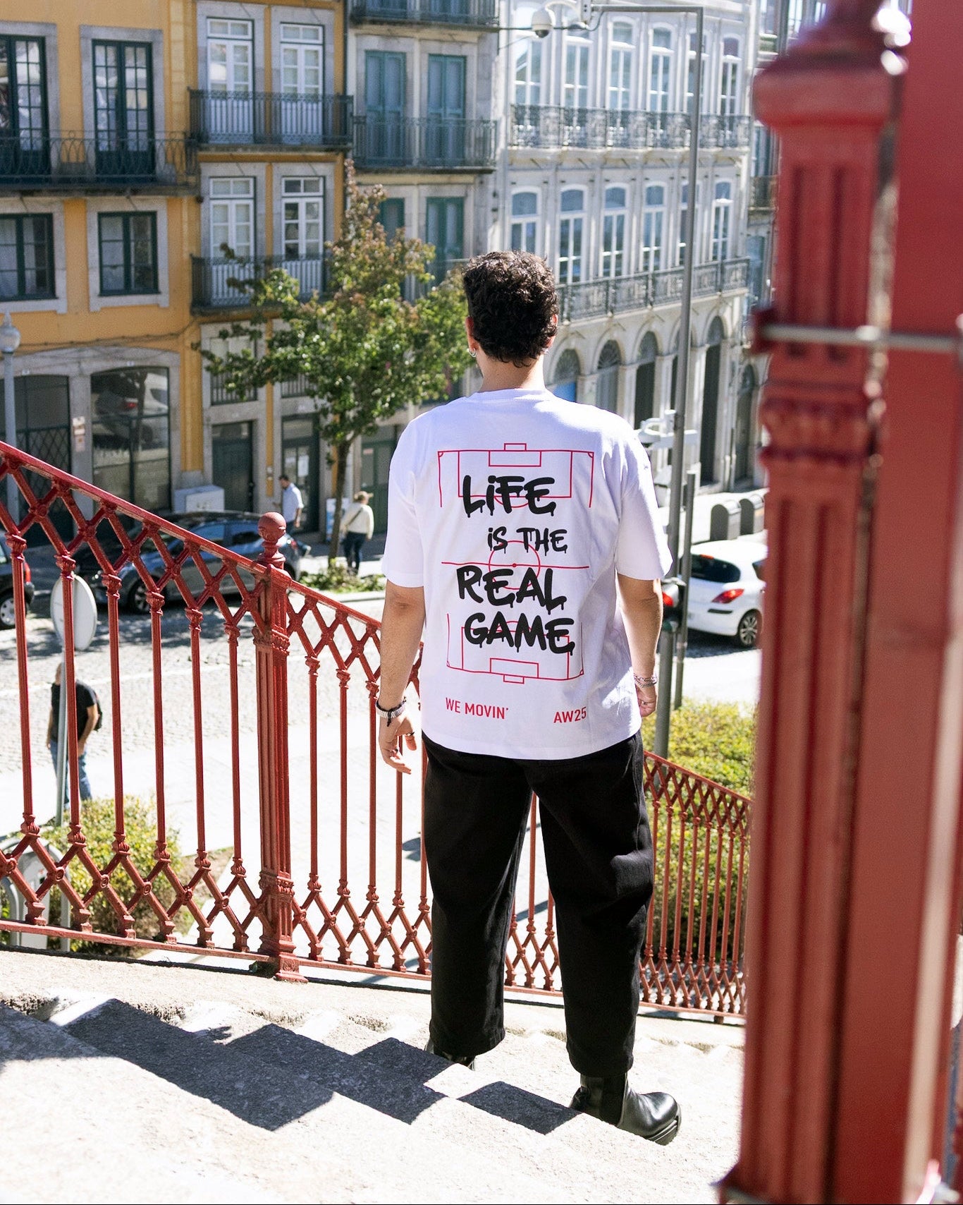 T-shirt Life is the Real Game