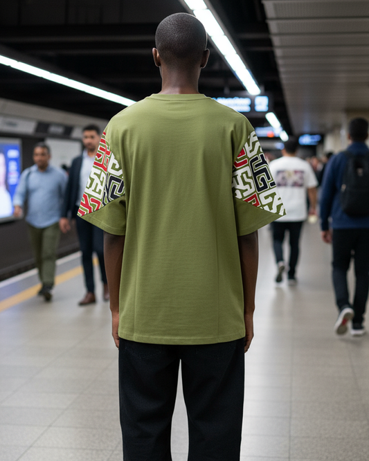 T-shirt detalhes em capulana