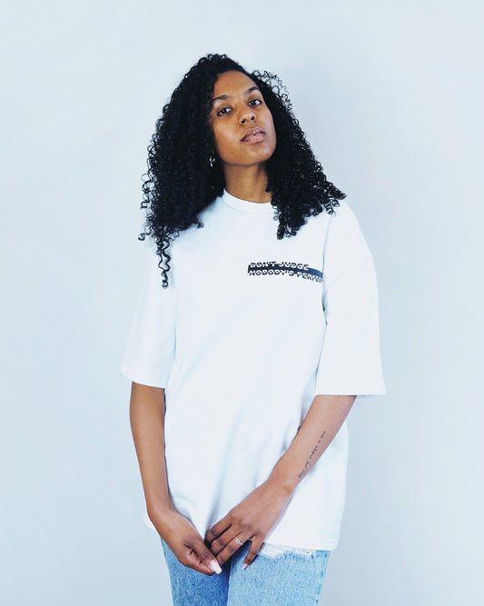 T-shirt oversize Don't Judge