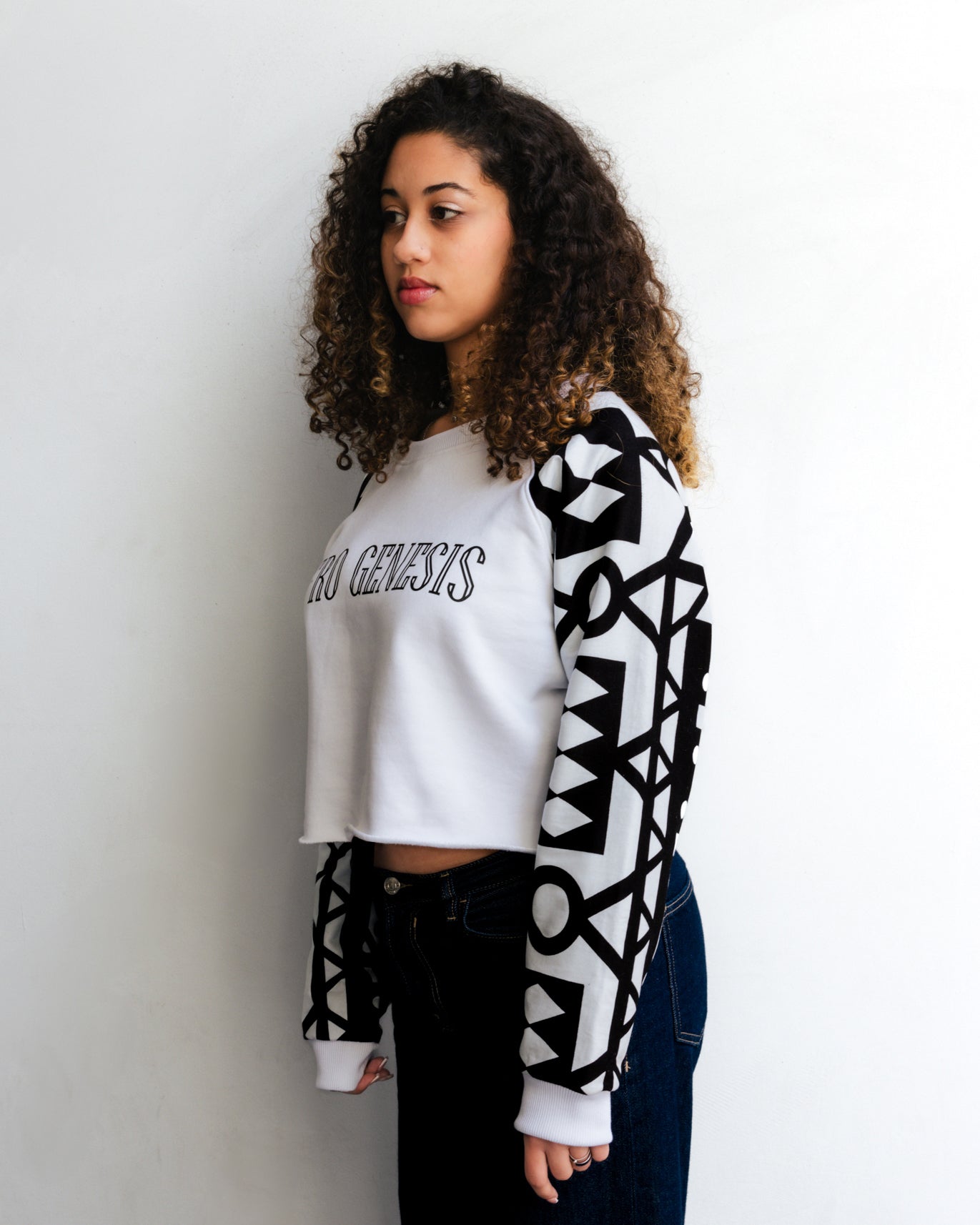 Sweatshirt raglan com capulana