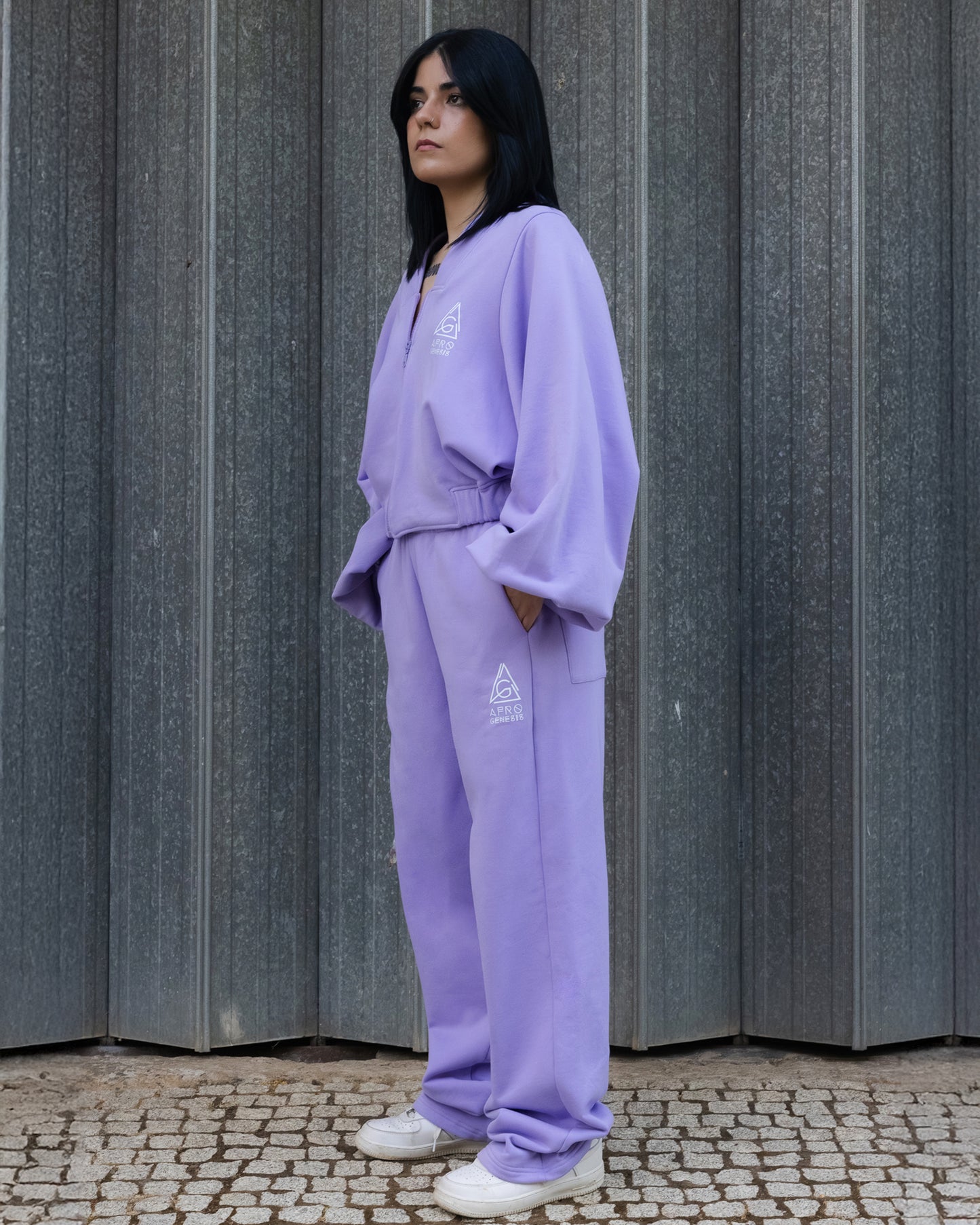 Casaco bomber com decote em V e mangas balão