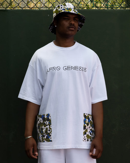 T-shirt oversize com bolsos em capulana